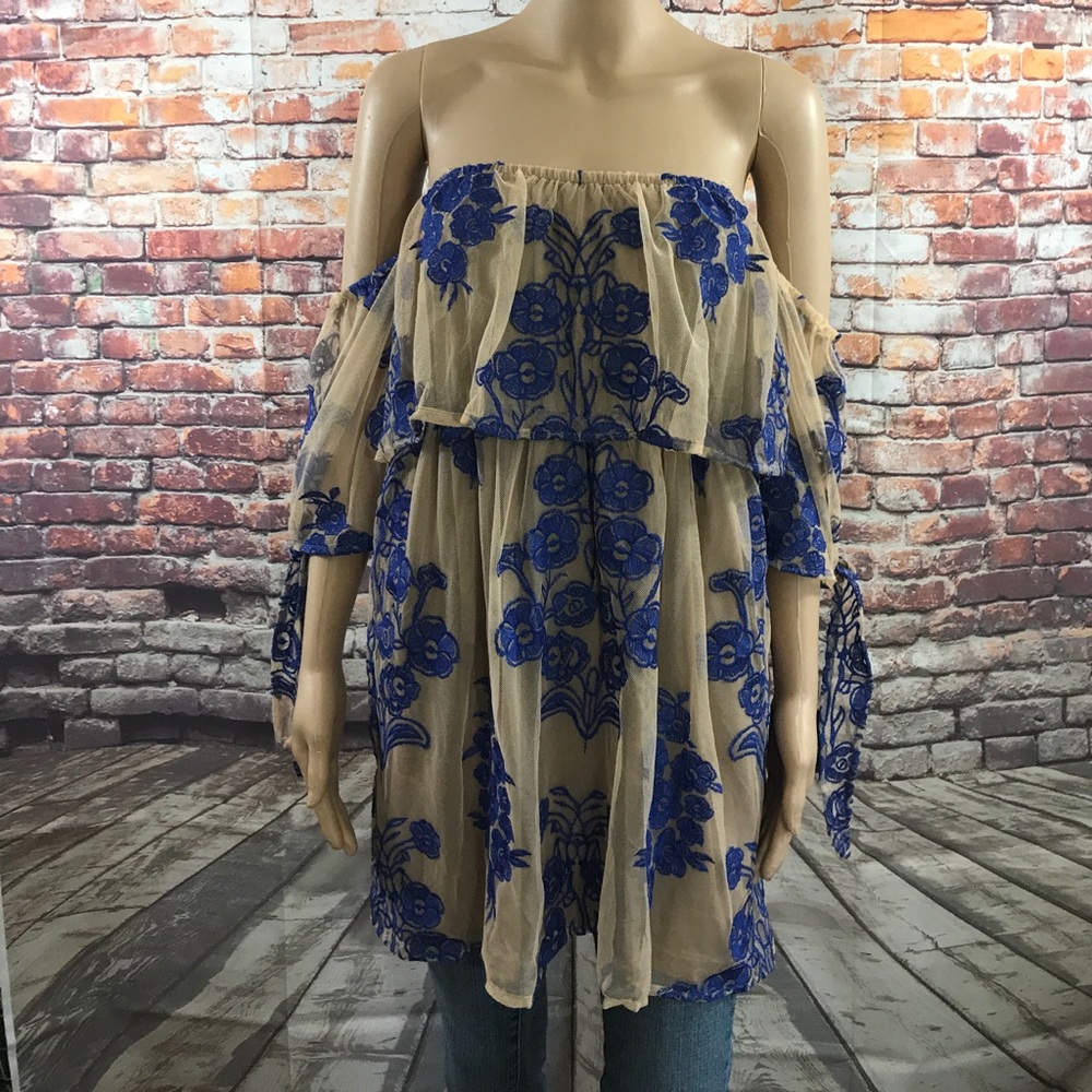 BOHO TIE SLEEVE EMBELLISHED MESH TOP - Picture 3 of 6